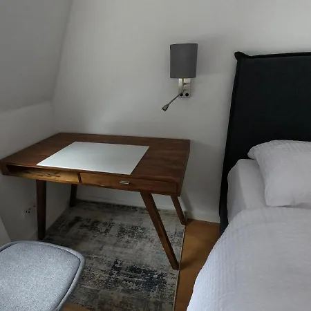 Apartment Exclusive Im Zentrum, Rb Stadion & Arena! *